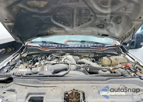 2020 Ford F550 Super - Delivery Truck z USA, uszkodzony, nr VIN 1FDUF5HT9LDA12586